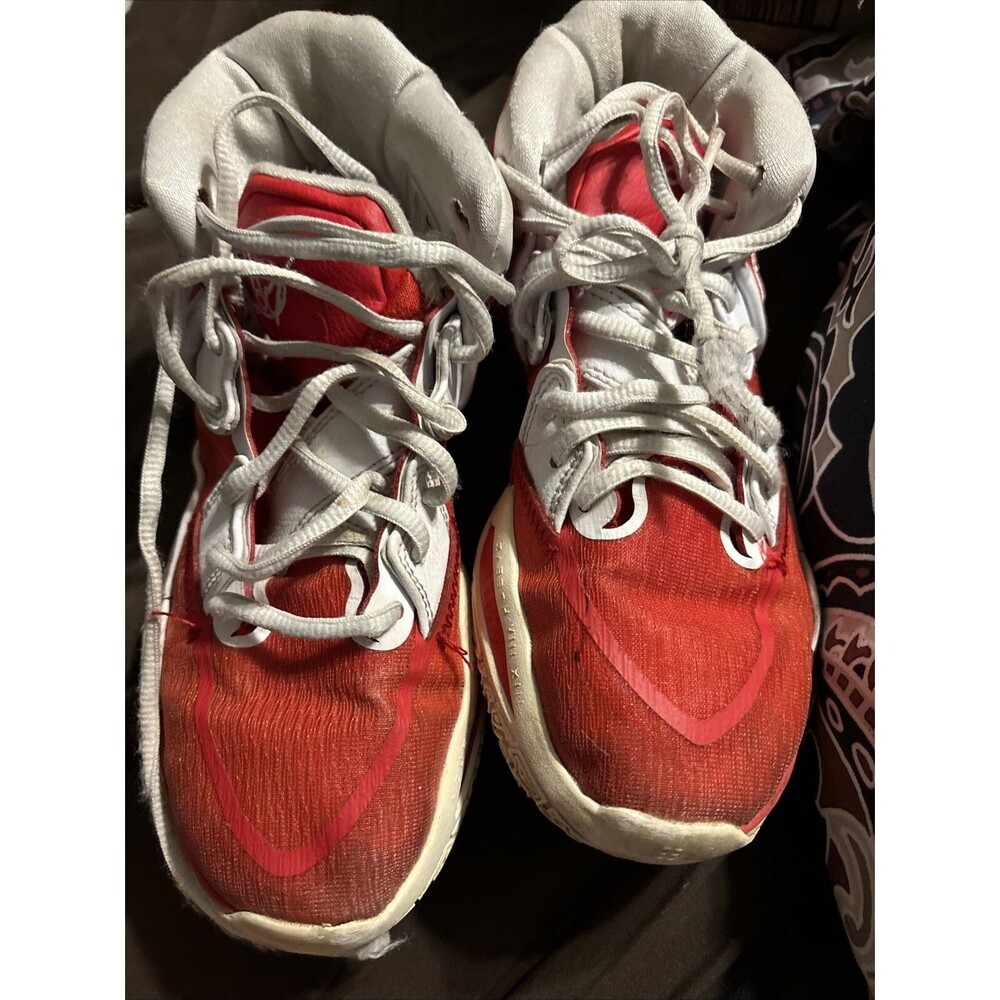 Nike Kyrie Infinity TB University Red In Used Condition. Size 6.5